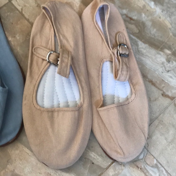 Urban Outfitters Mary Janes - Picture 3 of 3